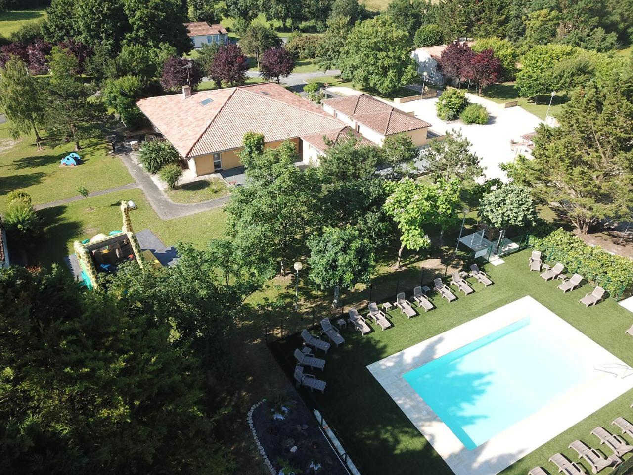 Le Hameau De Saintonge Villa Tonnay-Boutonne Exterior photo